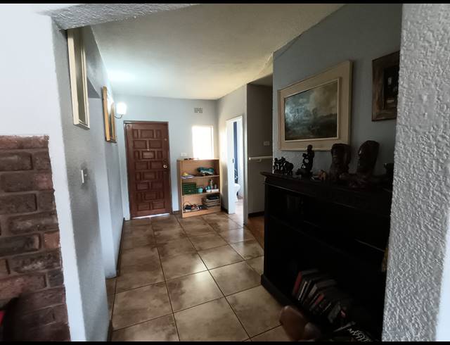 3 BEDROOM DUPLEX FOR SALE IN BRACKENHURST